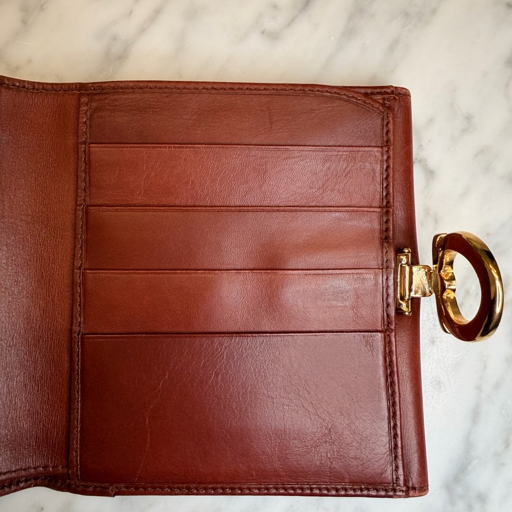 Salvatore Ferragamo Rich Brown Wallet with Gold Clasp EUC - Picture 4 of 6
